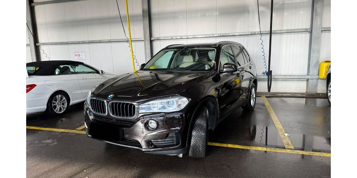 BMW X5 265.000 km 15.500 &euro; Lahnstein 56112
