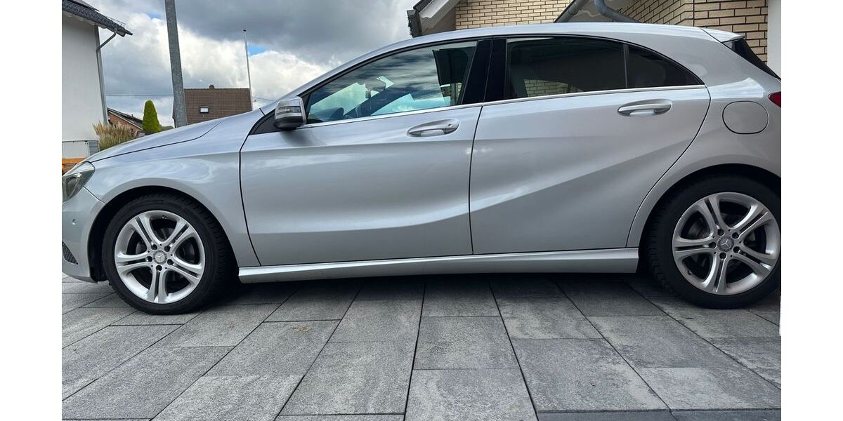 Mercedes-Benz A 180 221.000 km 8.500 &euro; Montabaur 56410