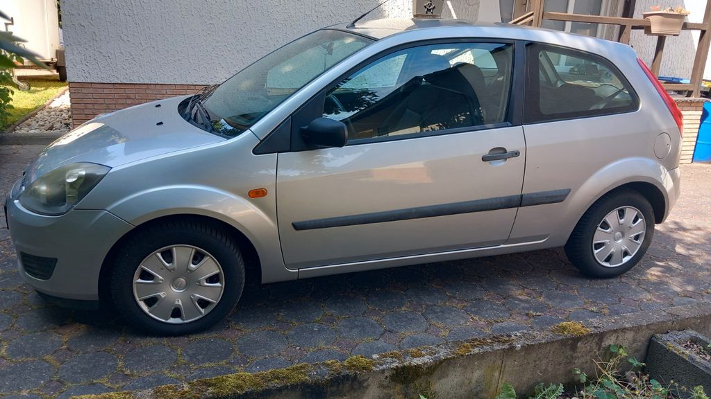 Ford Fiesta 184.769 km 990 &euro; Polch 56751