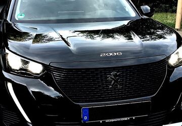 Peugeot 2008 38.000 km 17.900 &euro; Nauort 56237