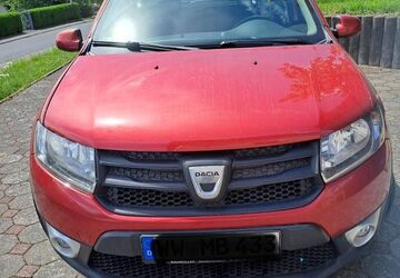 Dacia Sandero 95.000 km 4.200 &euro; Niederelbert 56412