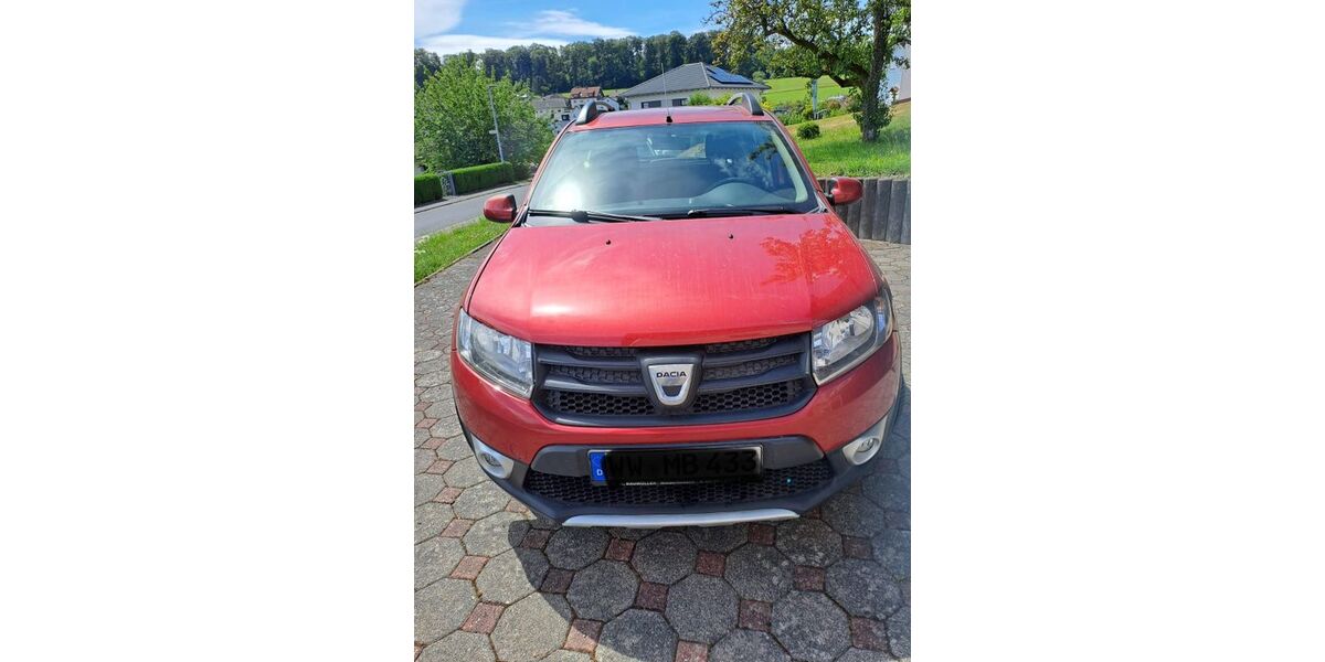 Dacia Sandero 95.000 km 4.200 &euro; Niederelbert 56412