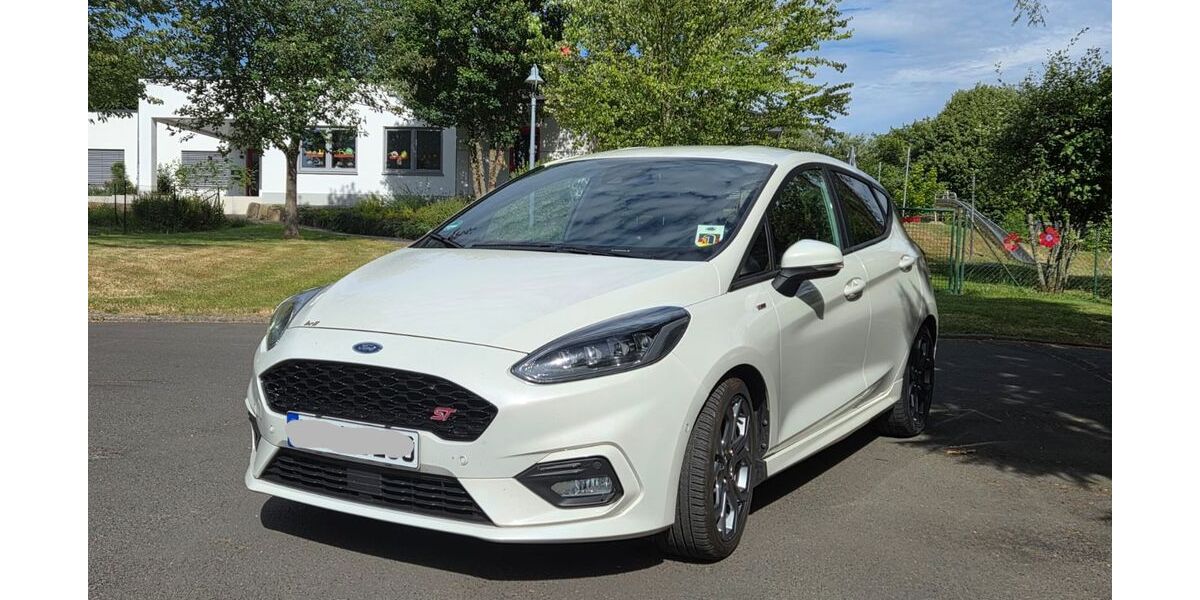 Ford Fiesta 80.000 km 11.990 &euro; Roßbach 56271
