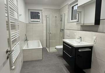 Wohnung Andernach-Namedy Namedy - 5 Zimmer, 117 m&sup2;, 1.460&euro; | Angebot:27031258