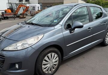 Peugeot 207 150.000 km 1.800 &euro; Diez 65582