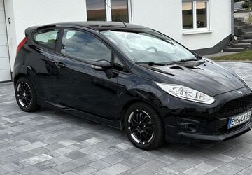 Ford Fiesta 96.000 km 6.500 &euro; Buch 56357